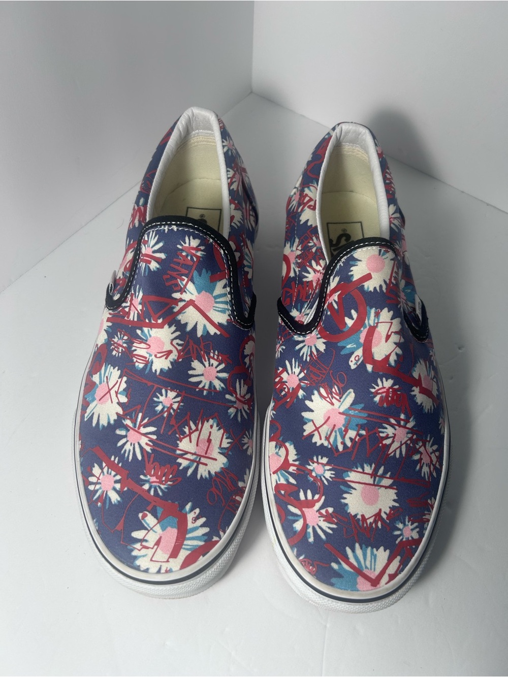 Vans Slip-On Sneakers in Navy, Pink & White Floral Print